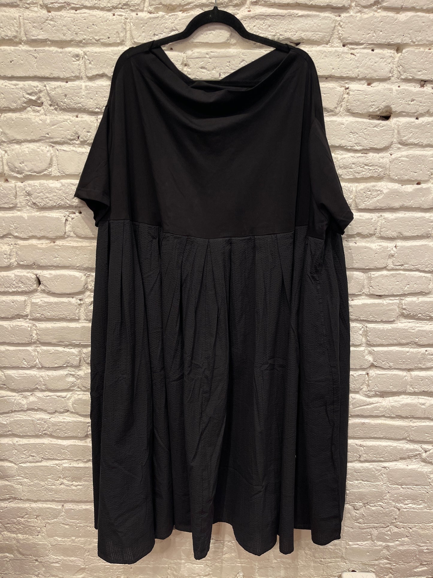 ORWELL DRESS B726 BLACK