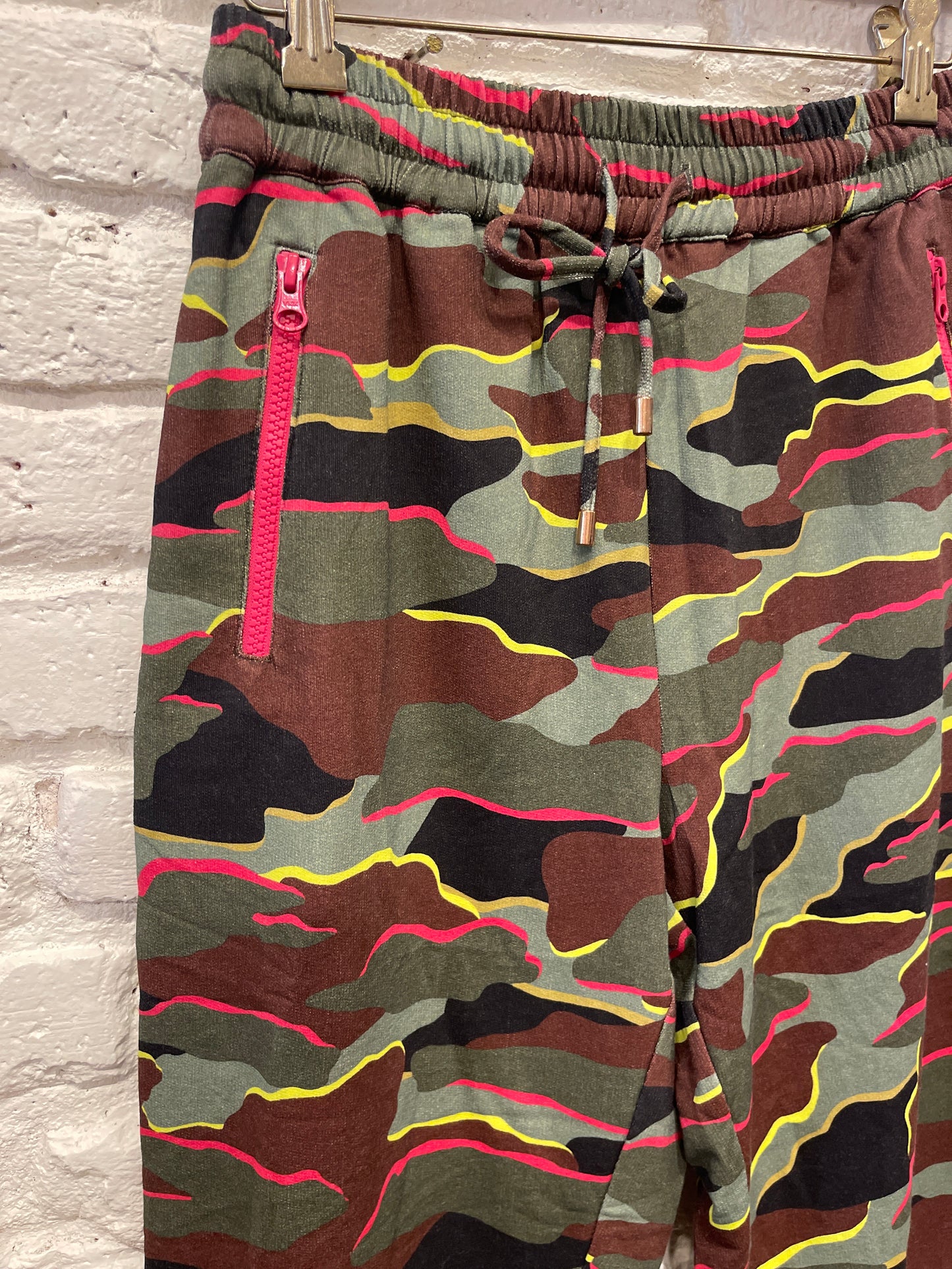 ELTON PANT NEON CAMO