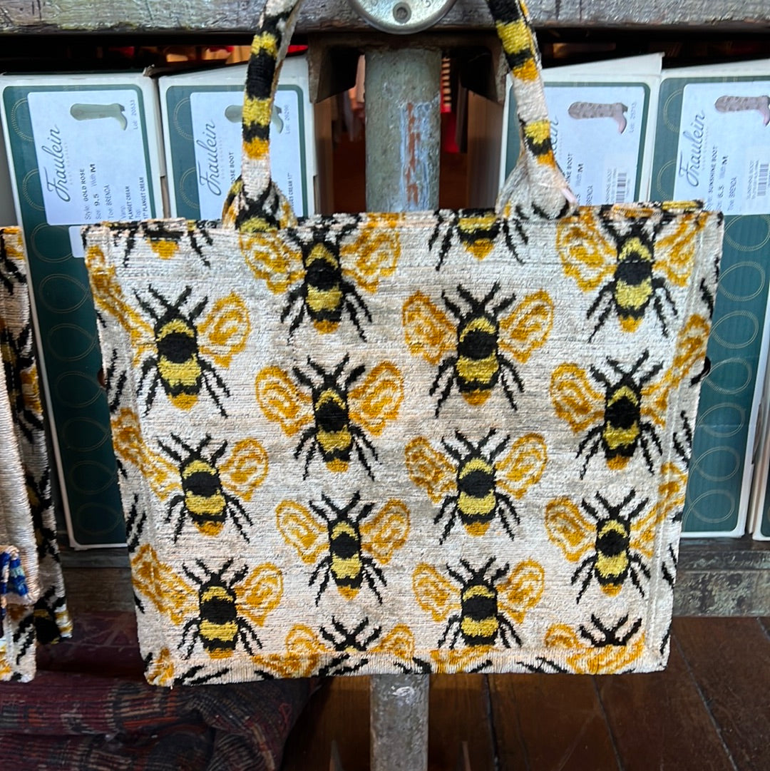 LARGE TOTE FABRIC HANDLE