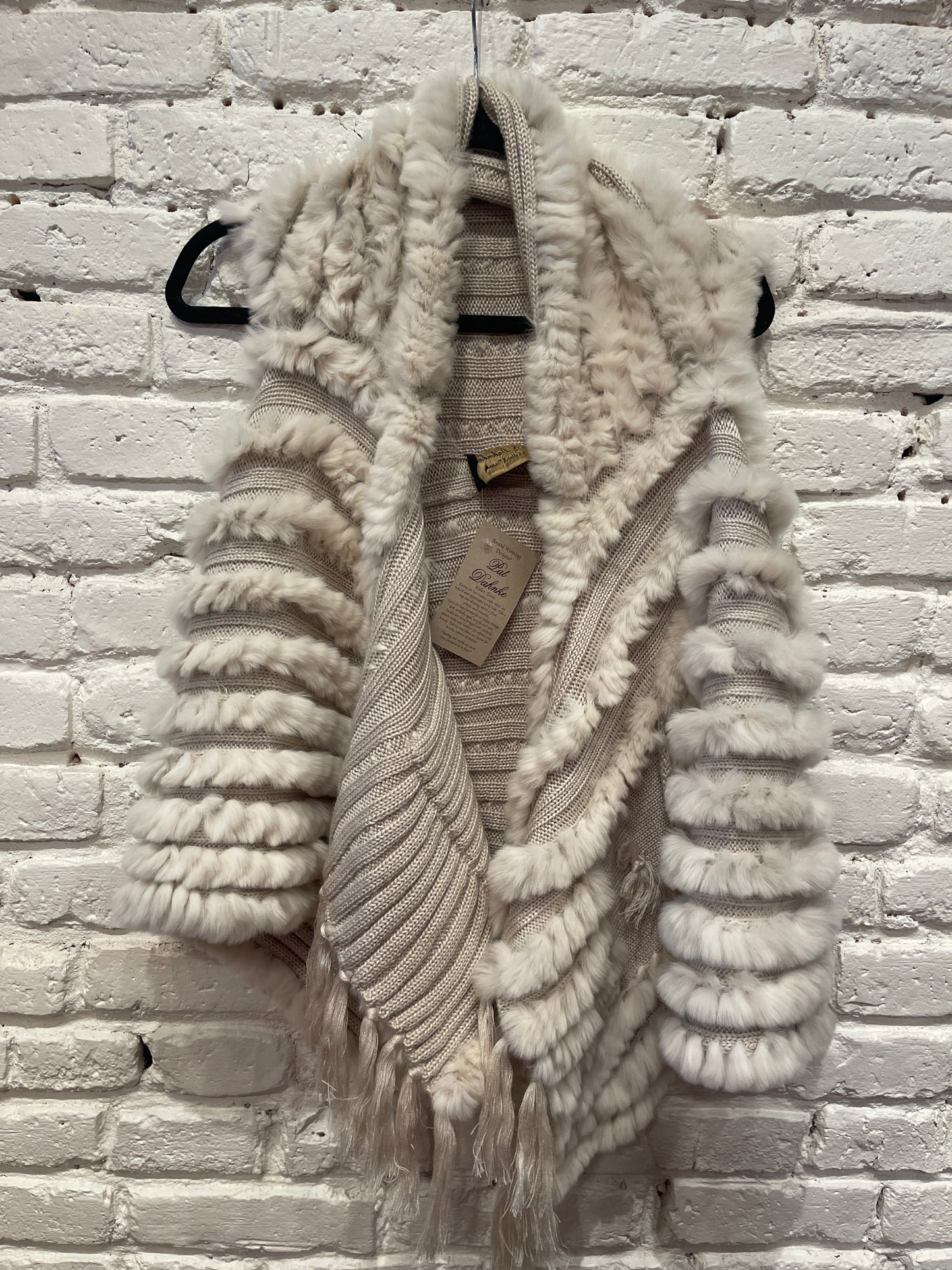LONG RABBIT VEST