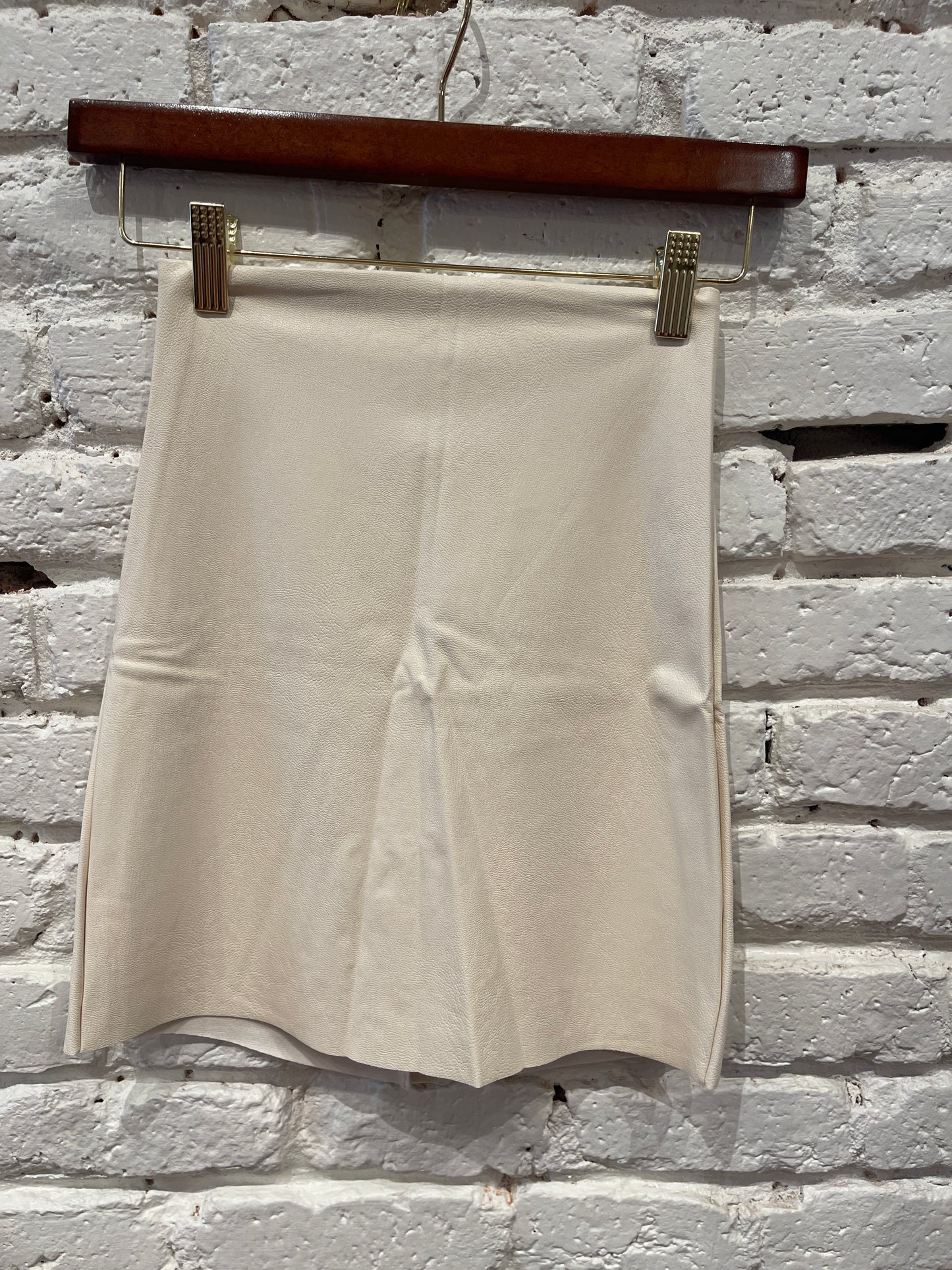 FAUX LEATHER MINI SKIRT IVORY