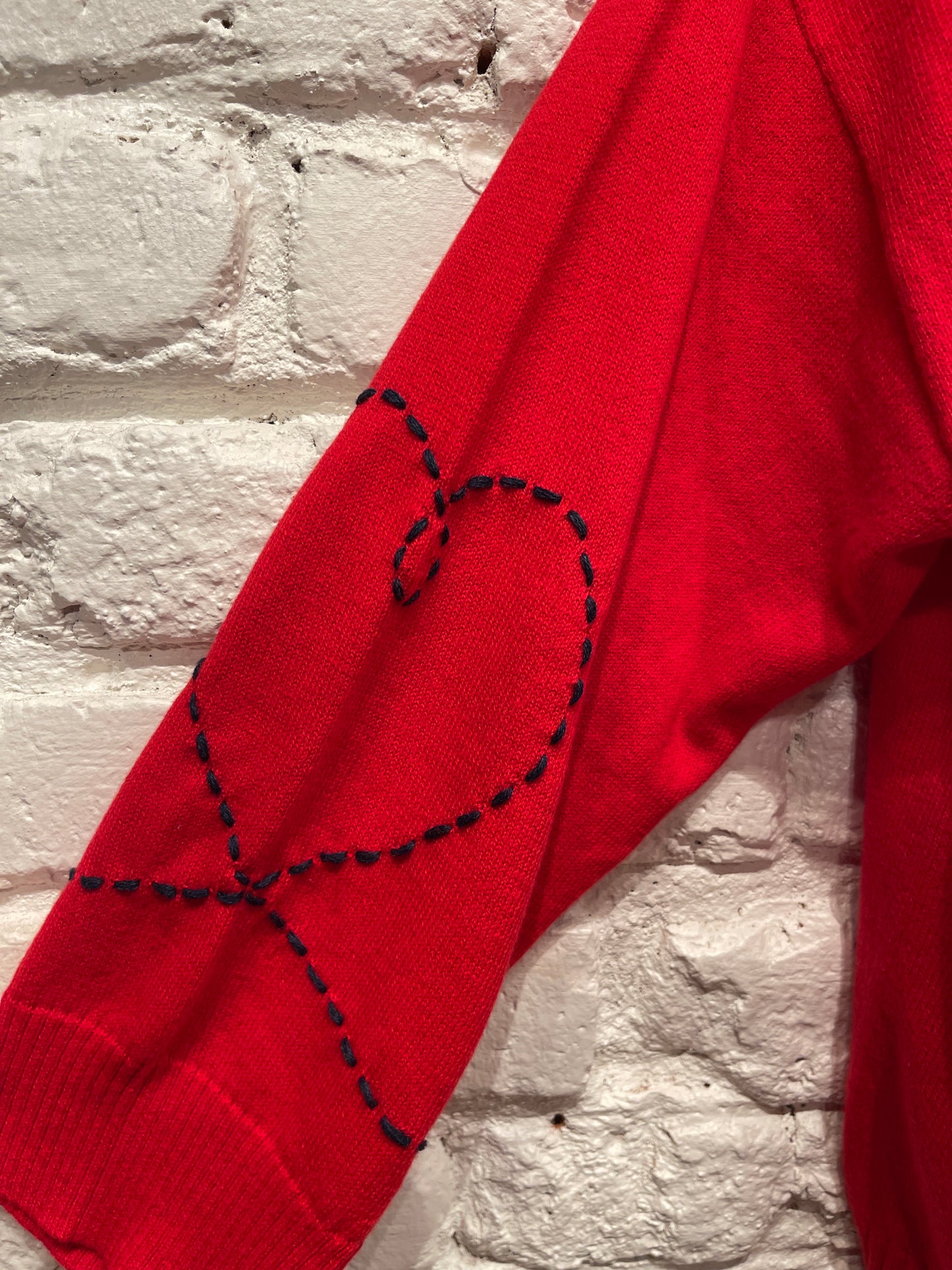 HEART WIDE SLEEVE CARDI RED