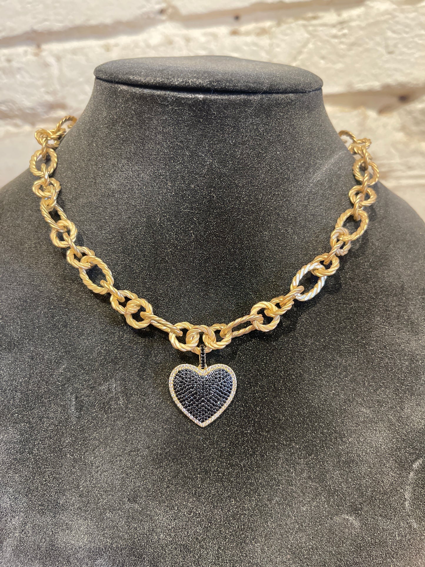 8201H NECKLACE