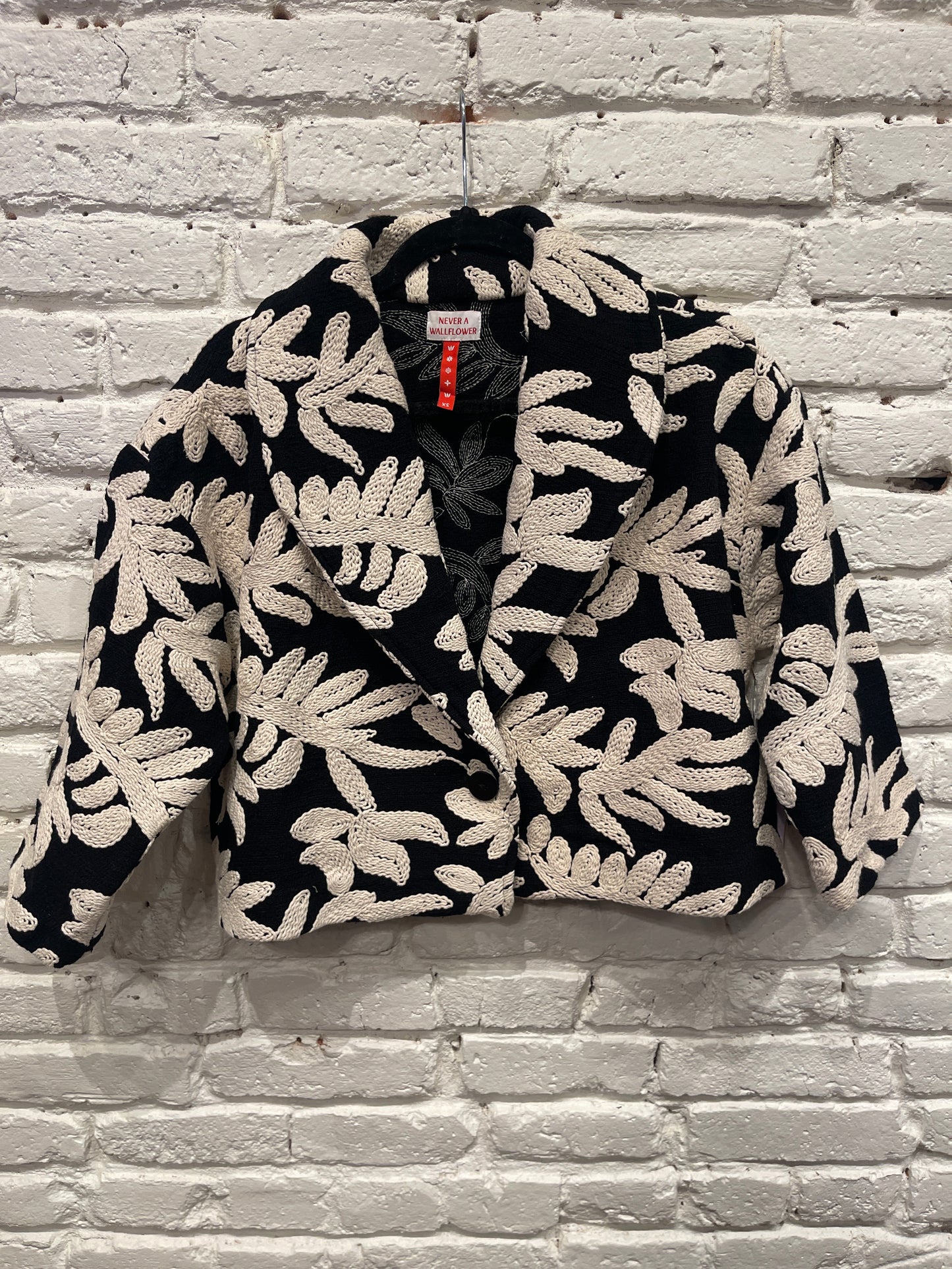 SHAWL COLLAR EMBROIDERED LEAVES JACKET