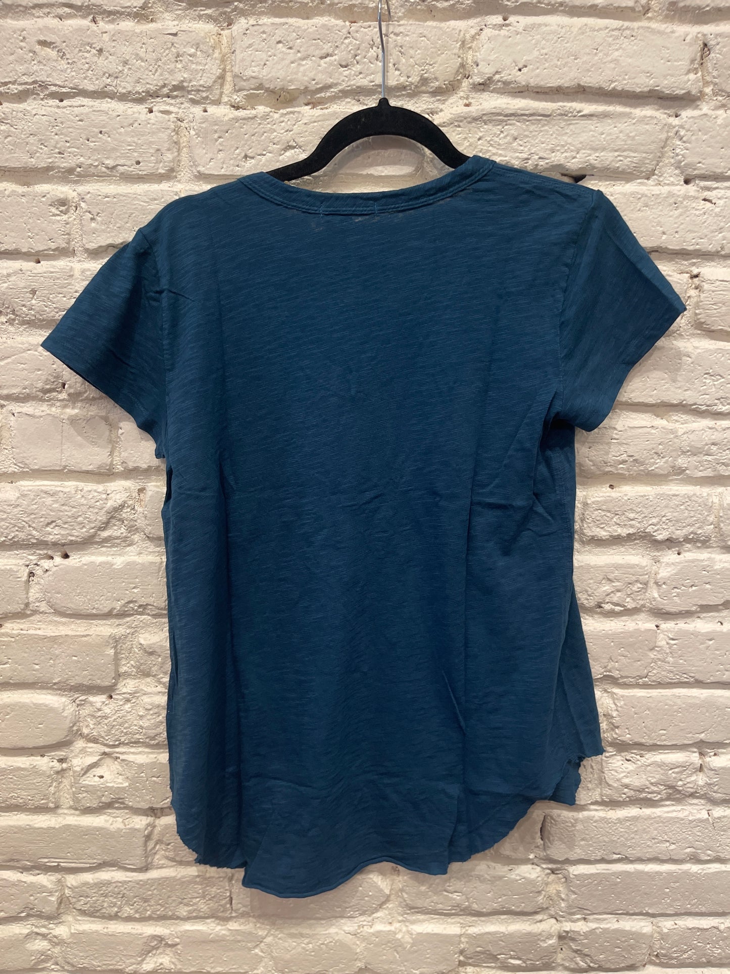 V NECK CURVE HEM FANTA-SEA