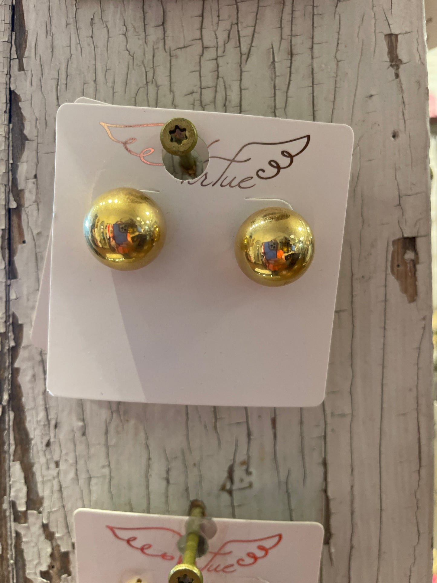 3011L LARGE GLOBE STUD GOLD
