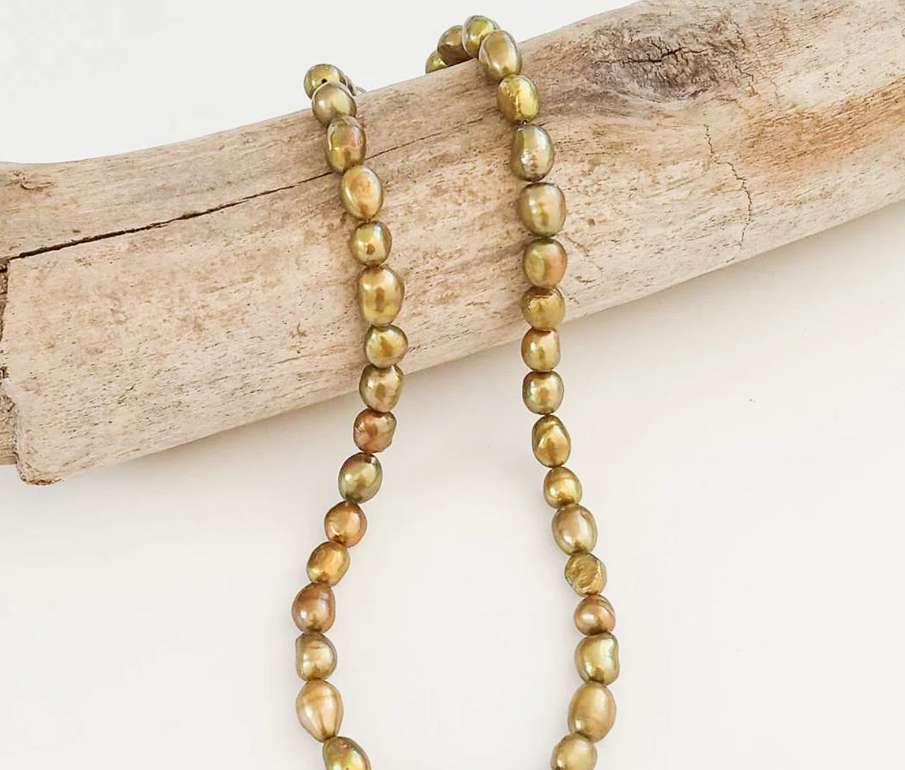 18" SMALL PEARL NECKLACE 8013S