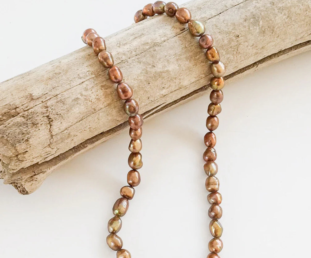 18" SMALL PEARL NECKLACE 8013S