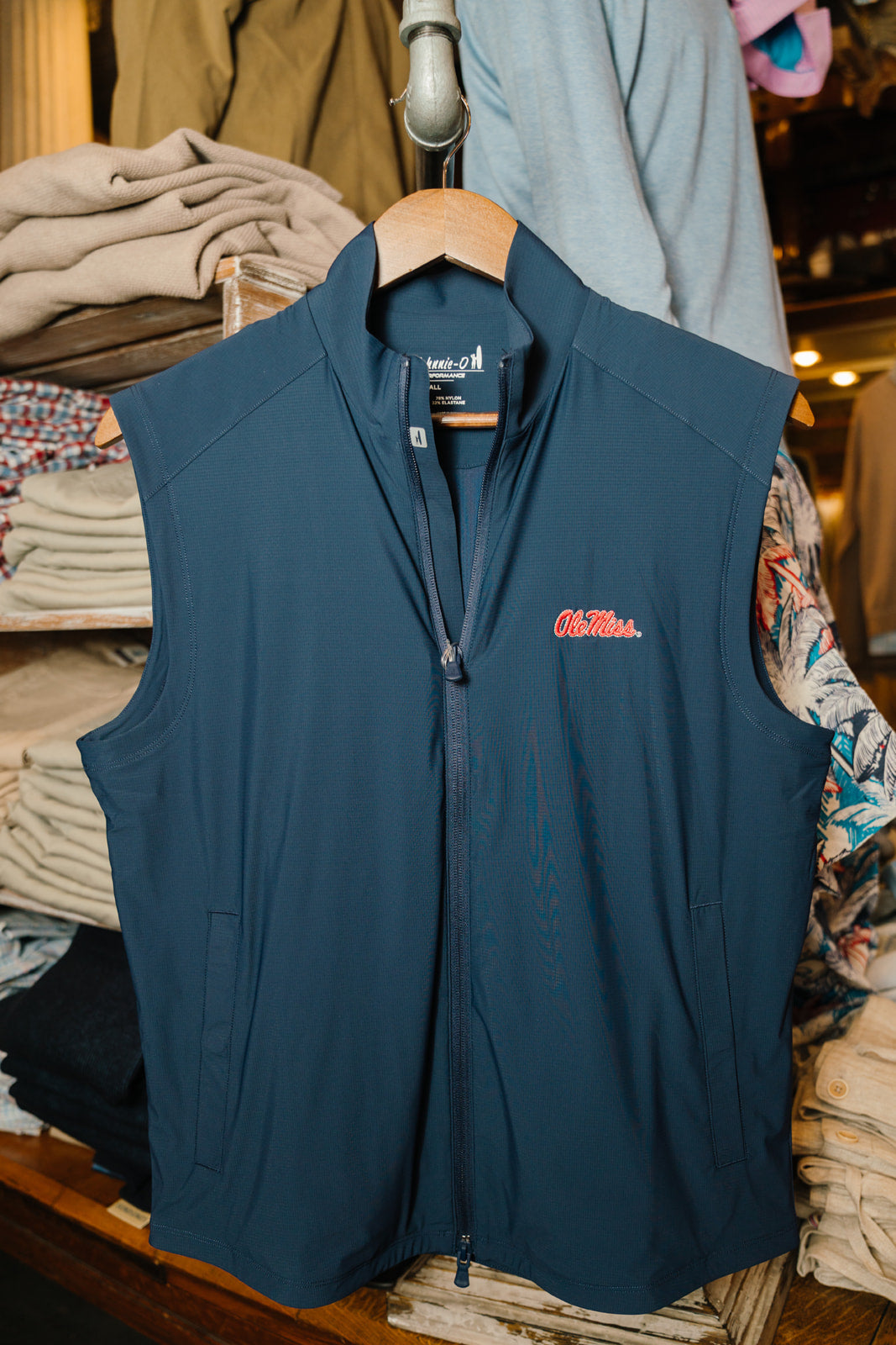 Ole Miss Zimmer Featherweight Performance Vest