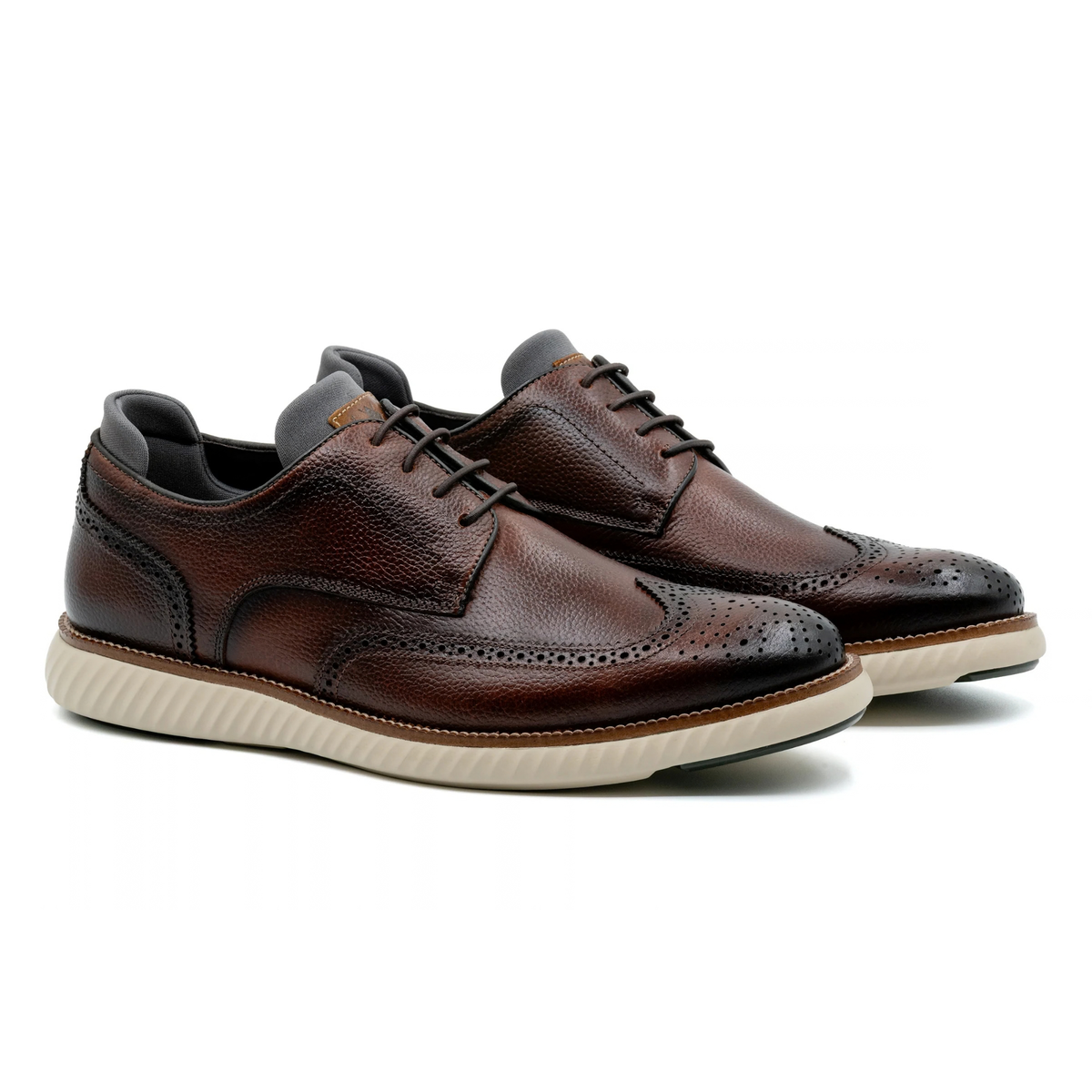 CountryAire Pebble Grain Leather Wingtip (Bourbon)