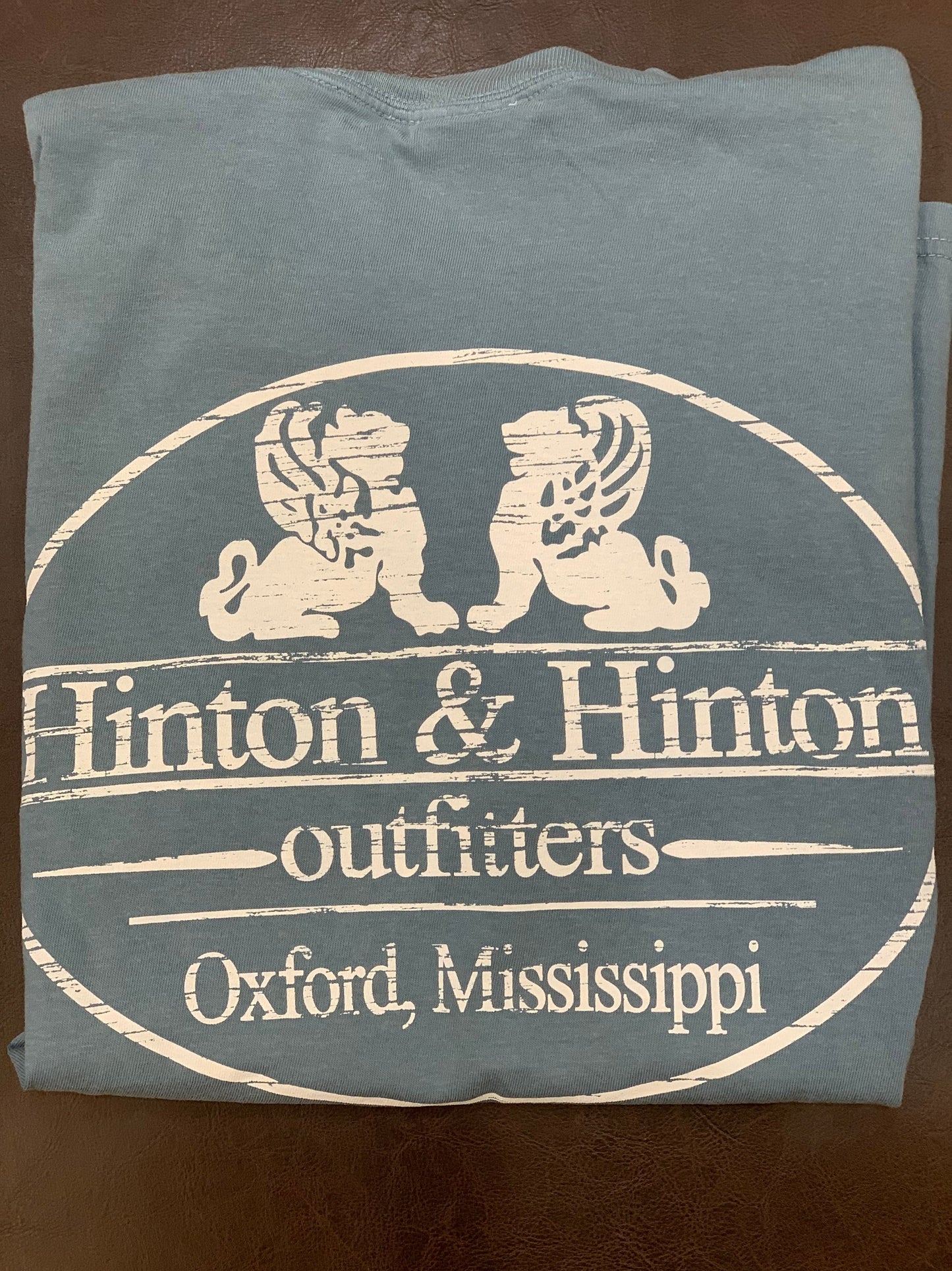 HINTON & HINTON COTTON LOGO TEE