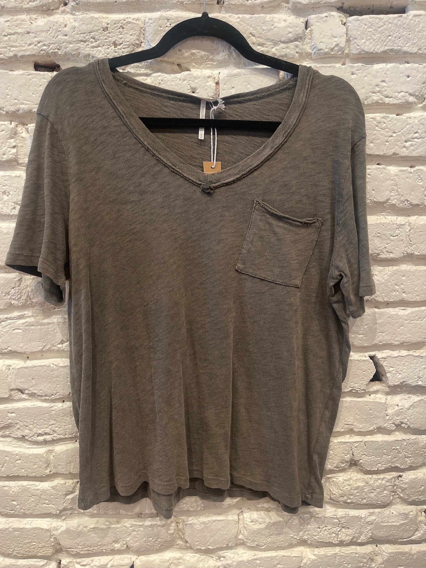 BILLIE BOYFRIEND V NECK