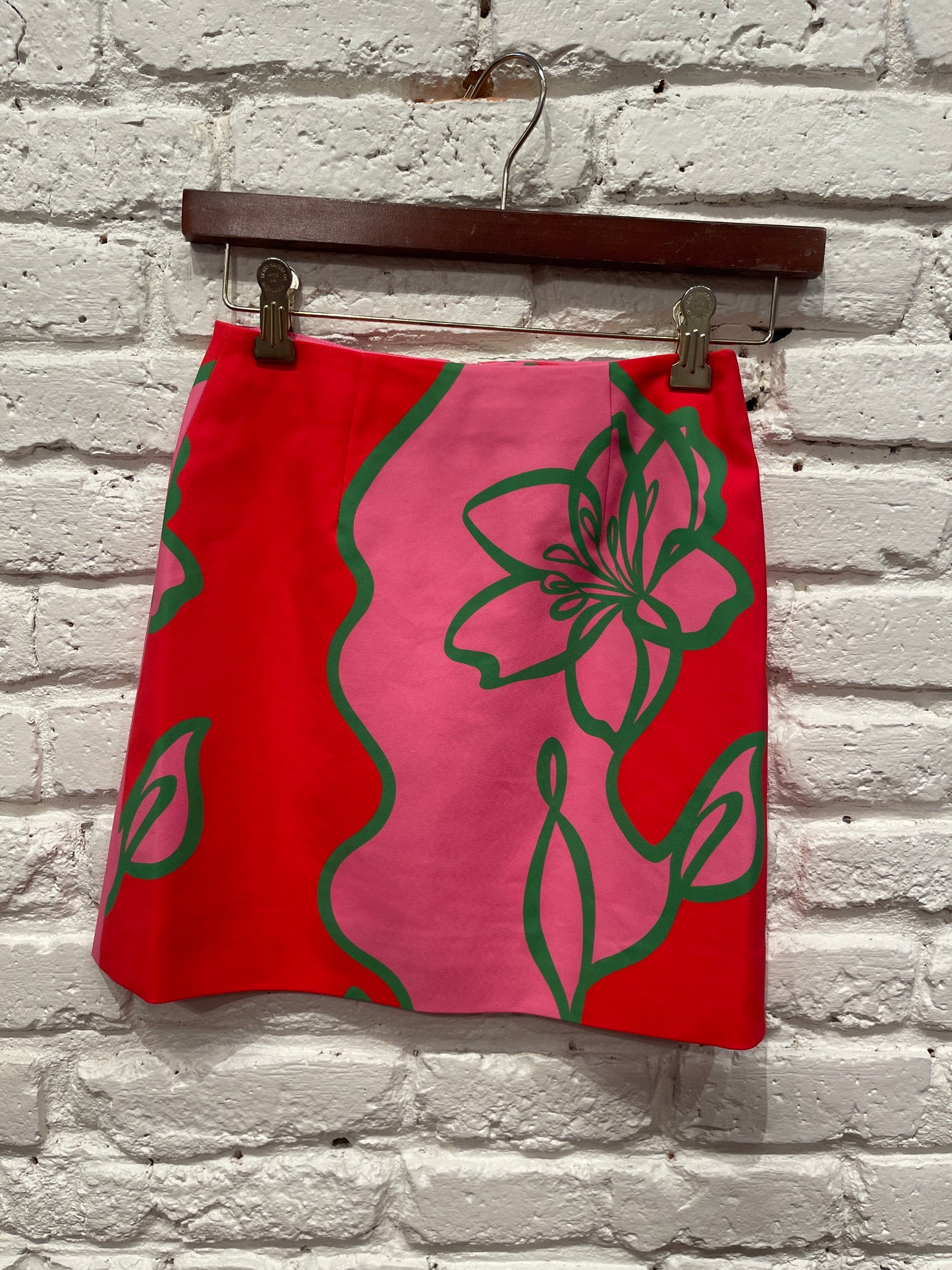 PAMELA SKIRT FUSCHIA OUTLINE