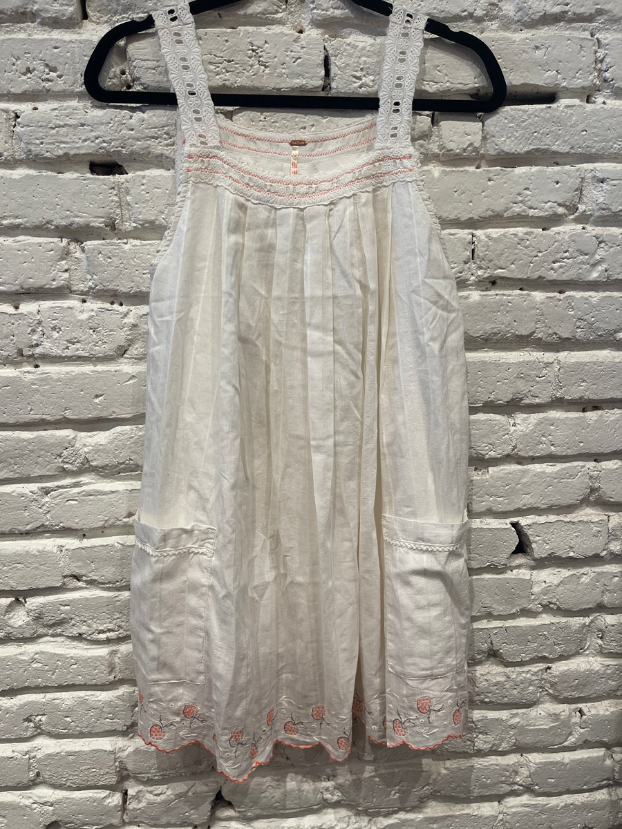 LATECIA EMBROIDERED MINI / IVORY