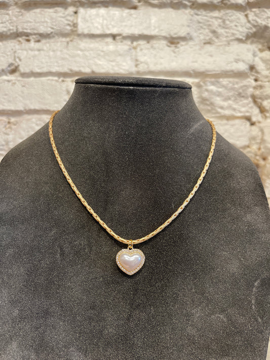 8804H PUFF PEARL HEART