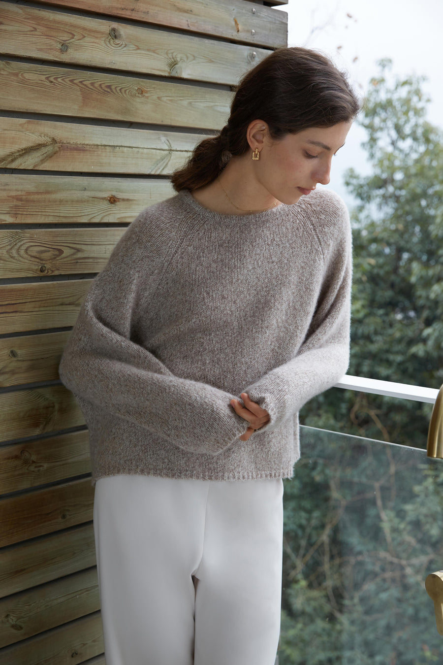 SIERRA HEATHER BROWN CREW NECK SWEATER