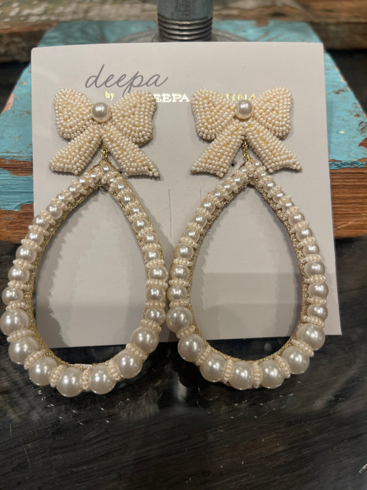 DARANA EARRINGS IVORY