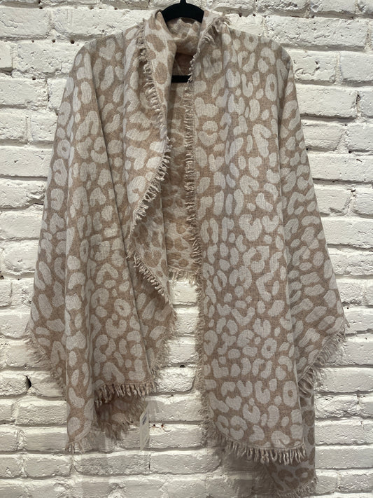 LEOPARD SHAWL