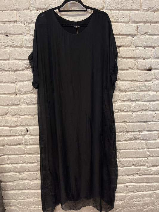 SOLID KAFTAN SILK DRESS BLACK