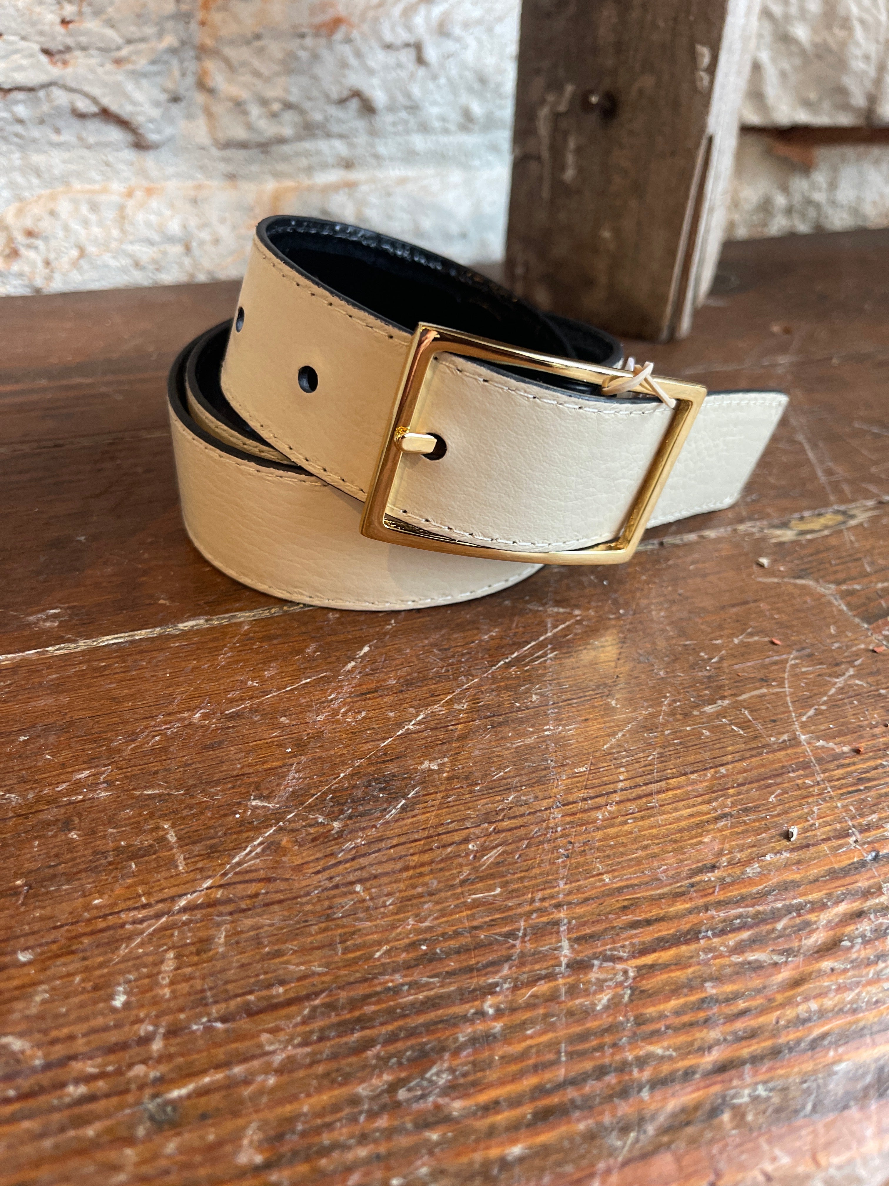 BLACK CROC & CREAM 1.25" REVERSIBLE BELT