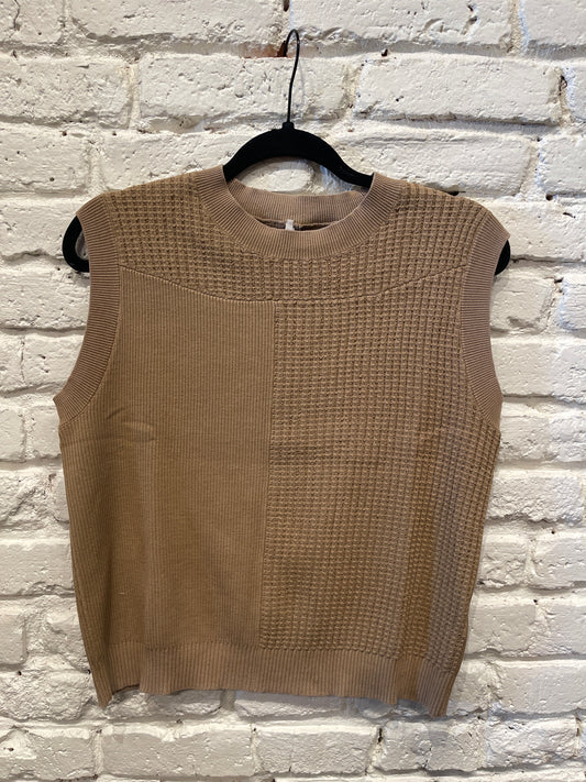 COTTON SWEATER VEST ALMOND KISS