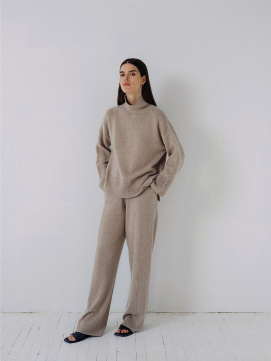 RINA IVORY MOCKNECK PULLOVER