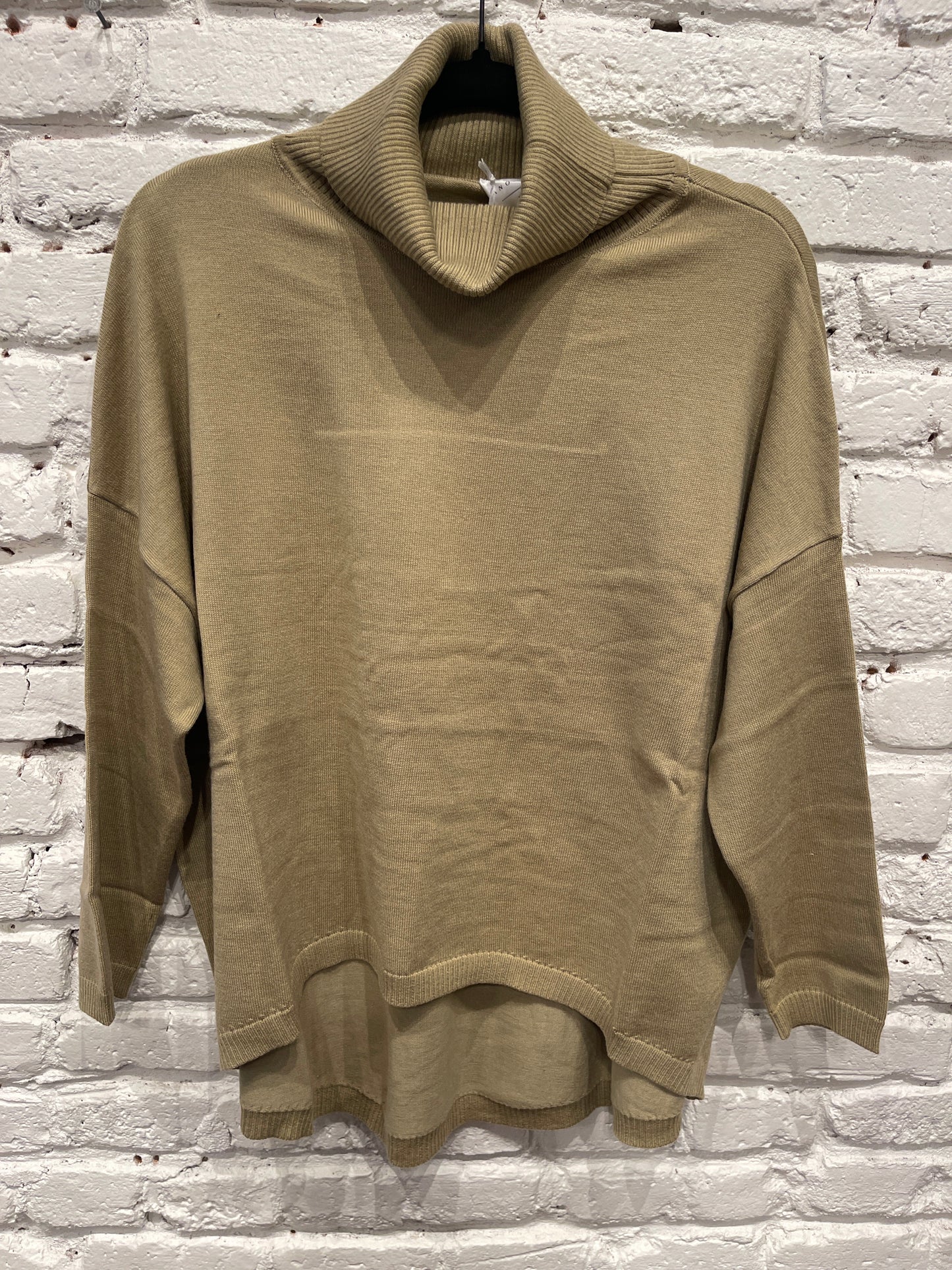 PARIS NIGHT SWEATER