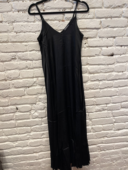 SILKY SLIP MAXI DRESS BLACK