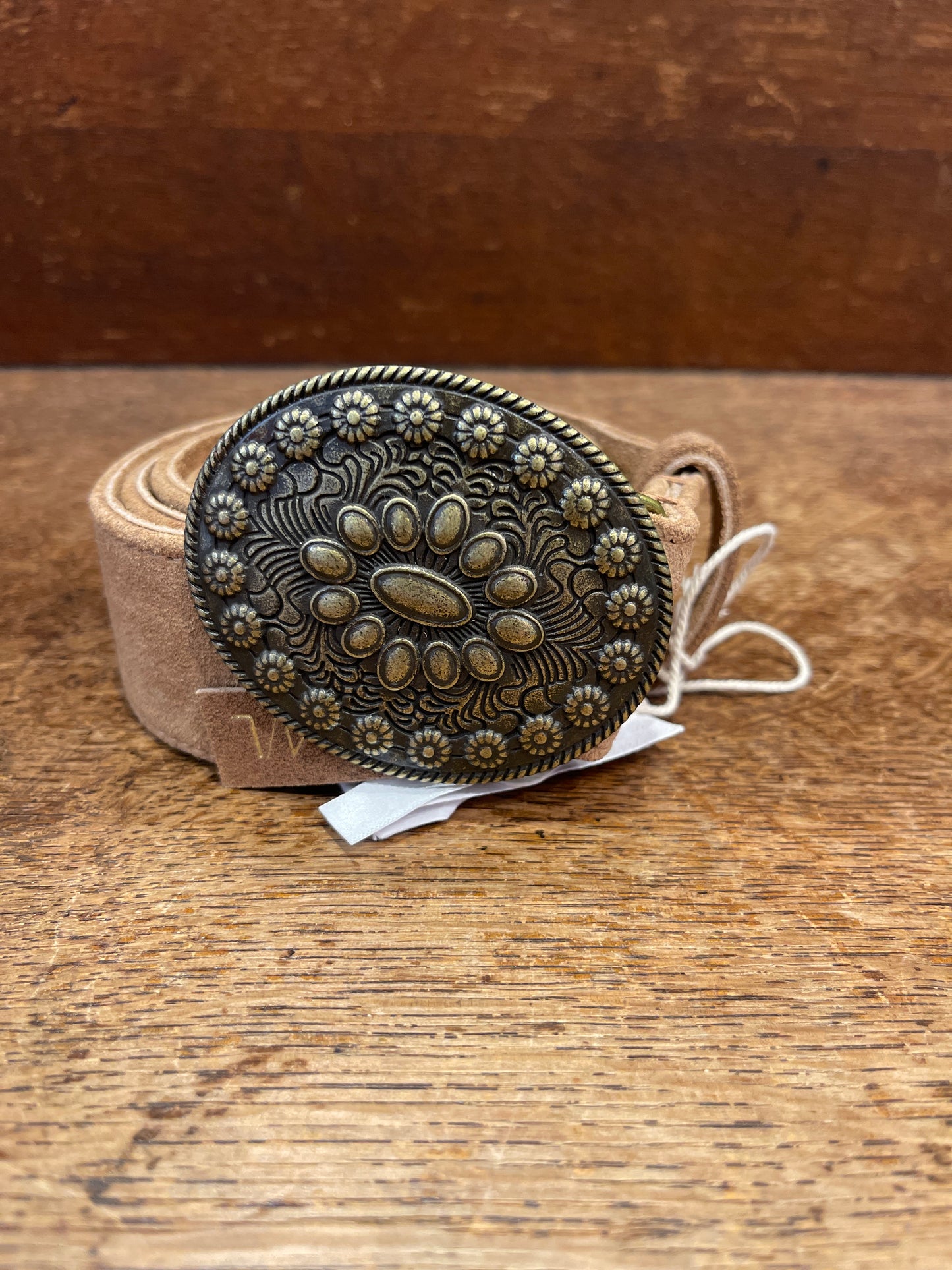 DUCHESS CONCHO BELT COGNAC