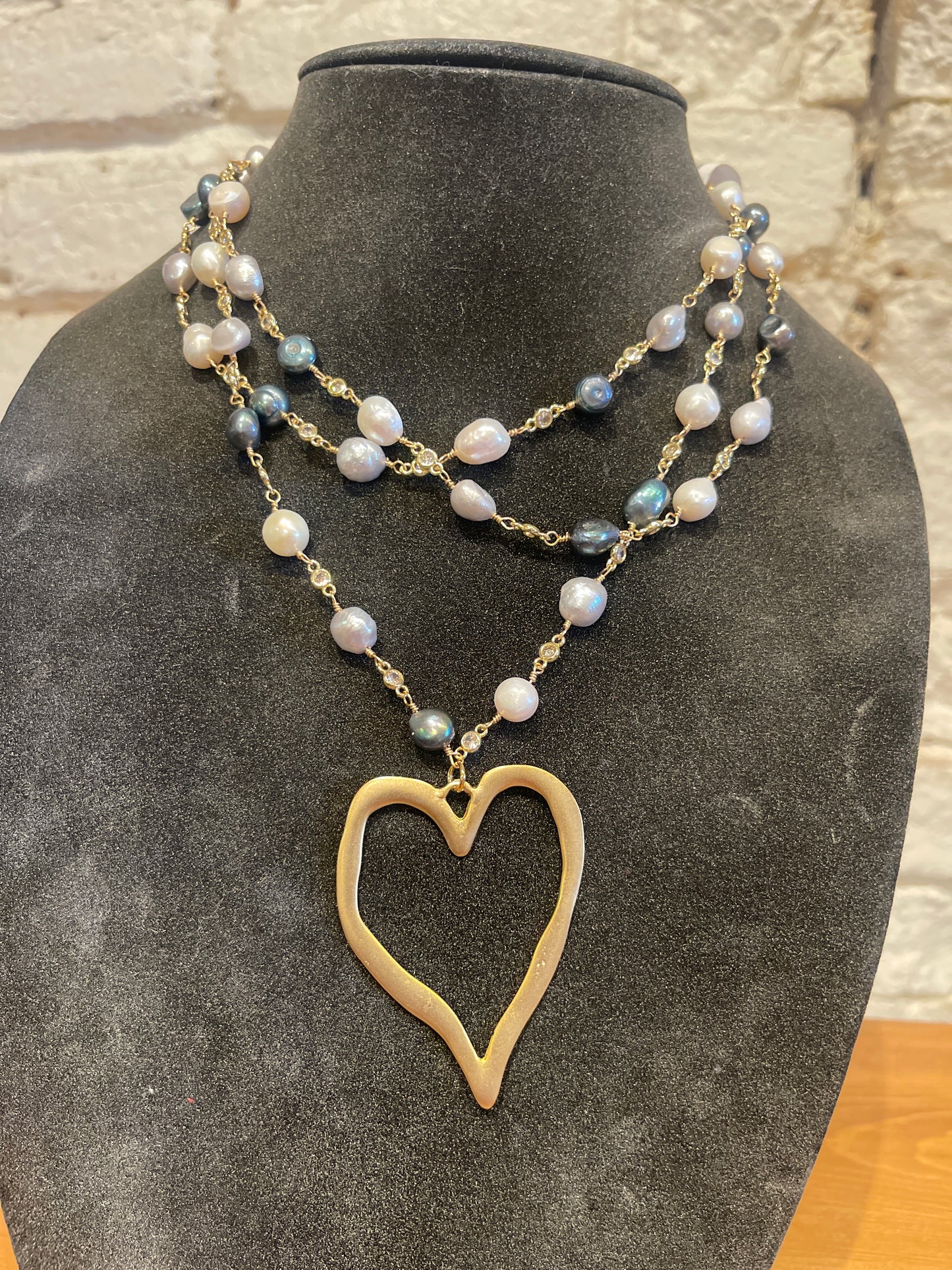 8511H NECKLACE