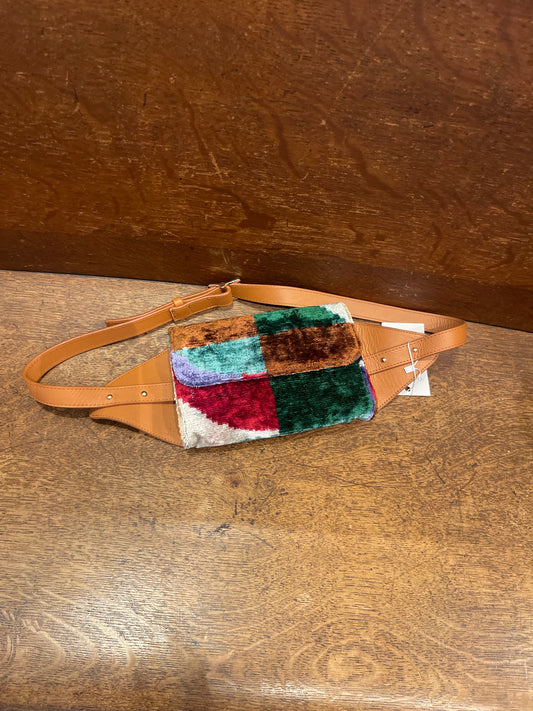 ALEX BELTBAG MUSE