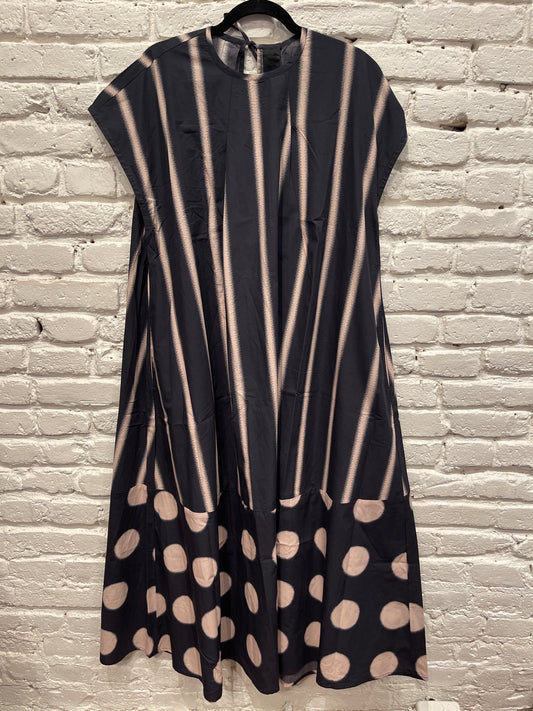 IVY DRESS B704 BLACK
