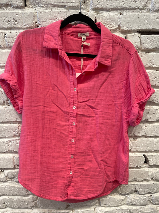 S/S PERFECT PINK BUTTON UP TOP