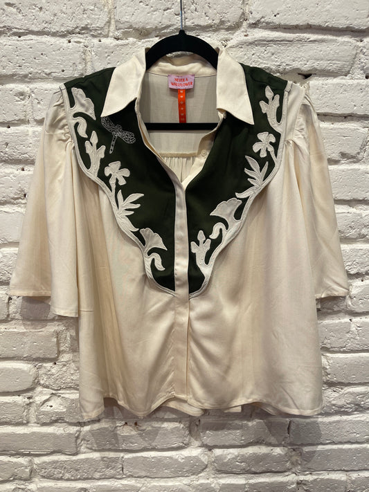 AUGUST EMBROIDERY TOP