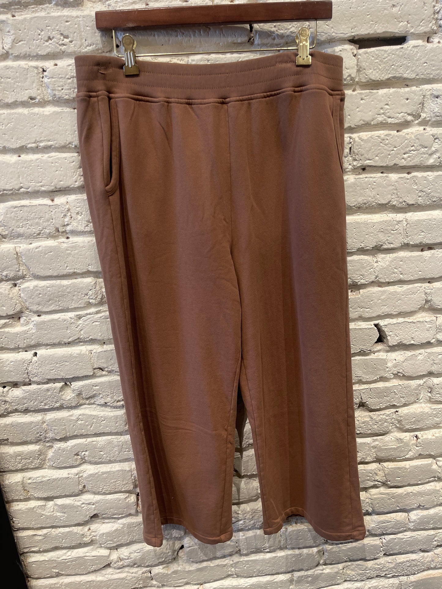 RELAXED FIT CROP PANT MAPLEWOOD