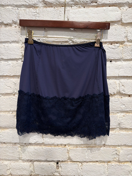 PARTY CRASHERS HALF SLIP / DEEPER IRIS