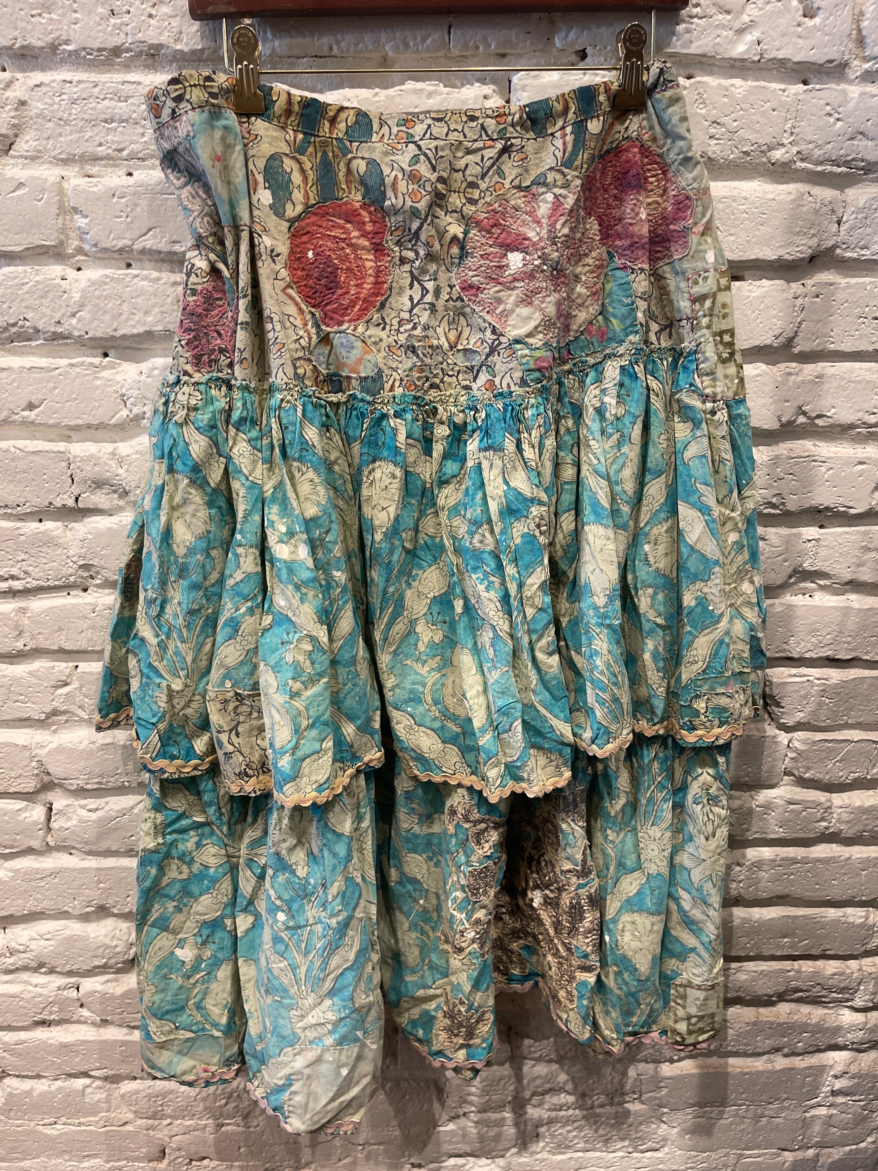 SKIRT 226 KENDARI