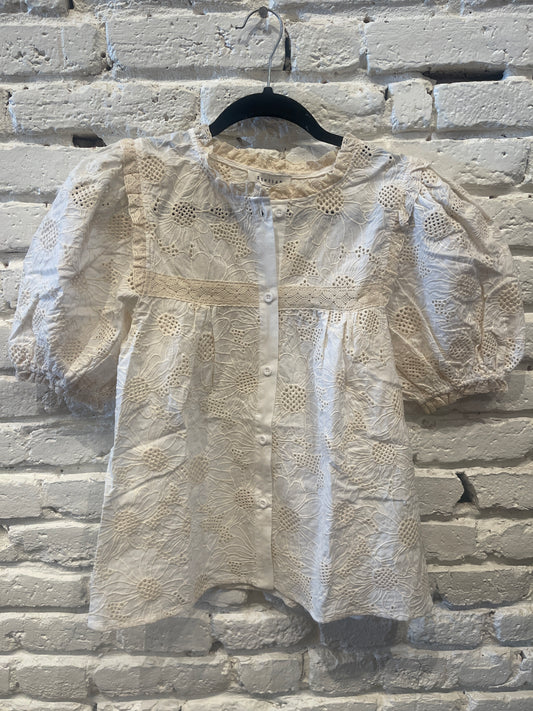NATURAL EMBROIDERED BUTTON DOWN SHIRT