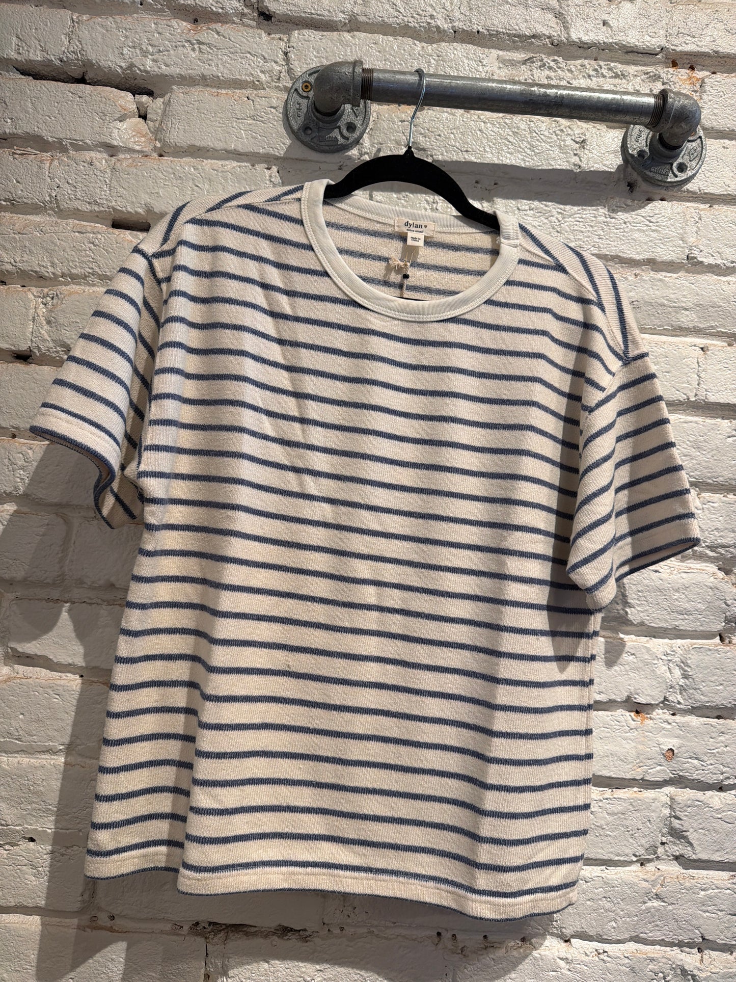 MILA BF DENIM STRIPE TEE
