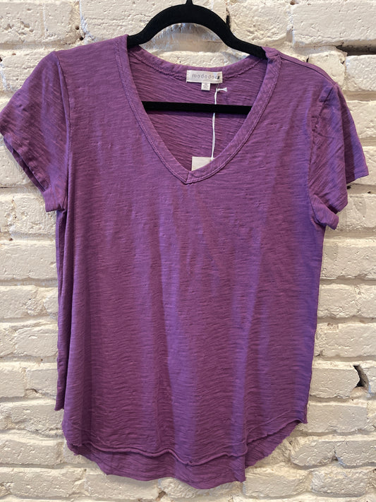 V NECK TEE CURVE HEM PURPLE HAZE