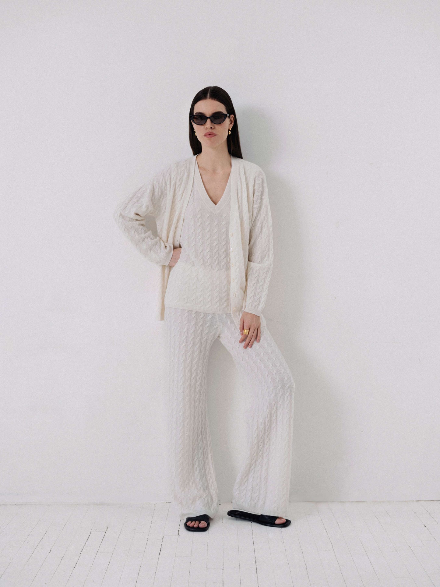 KOA FOG CABLE KNIT PANT