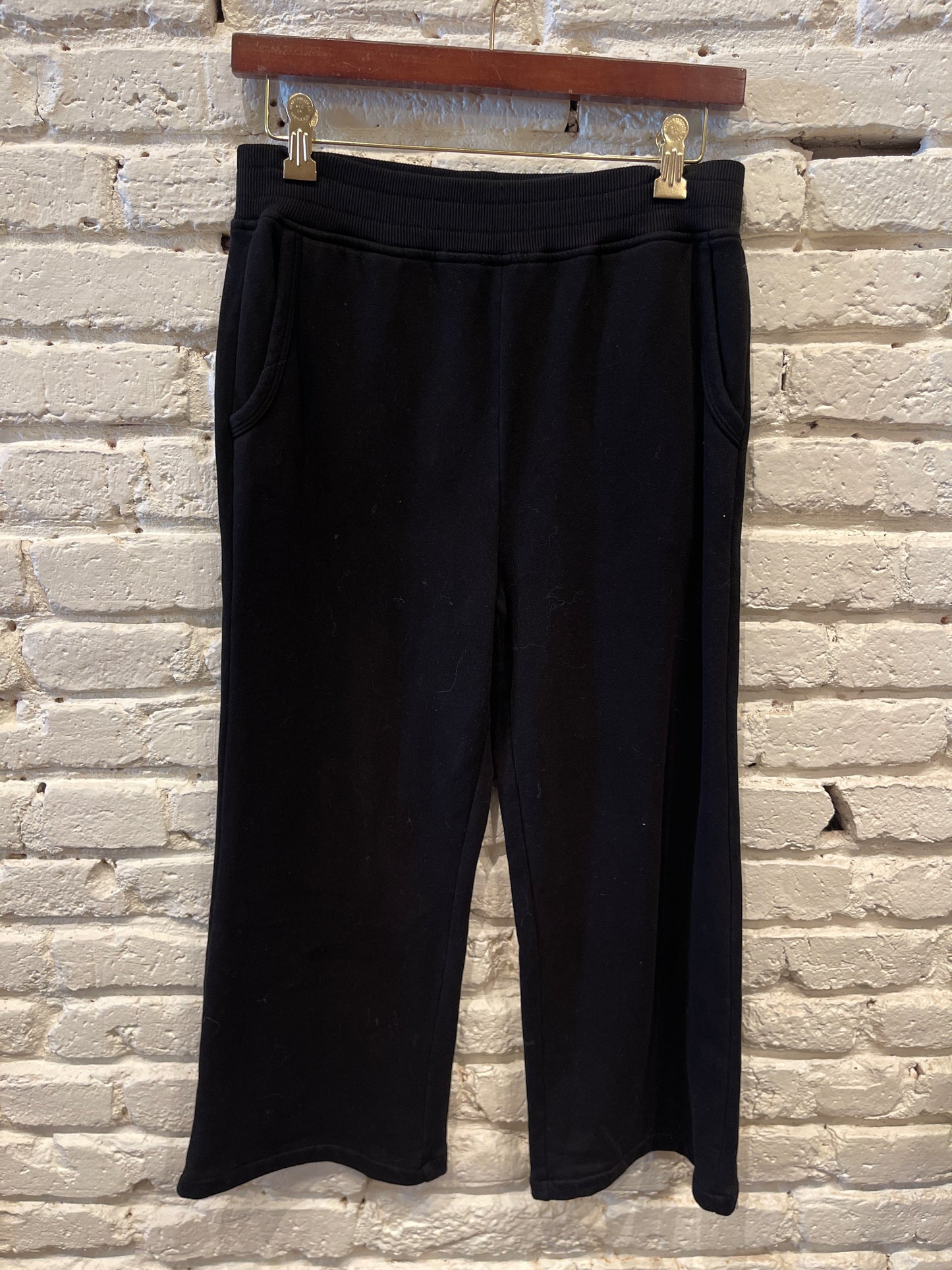RELAXED FIT CROP PANT BLACK