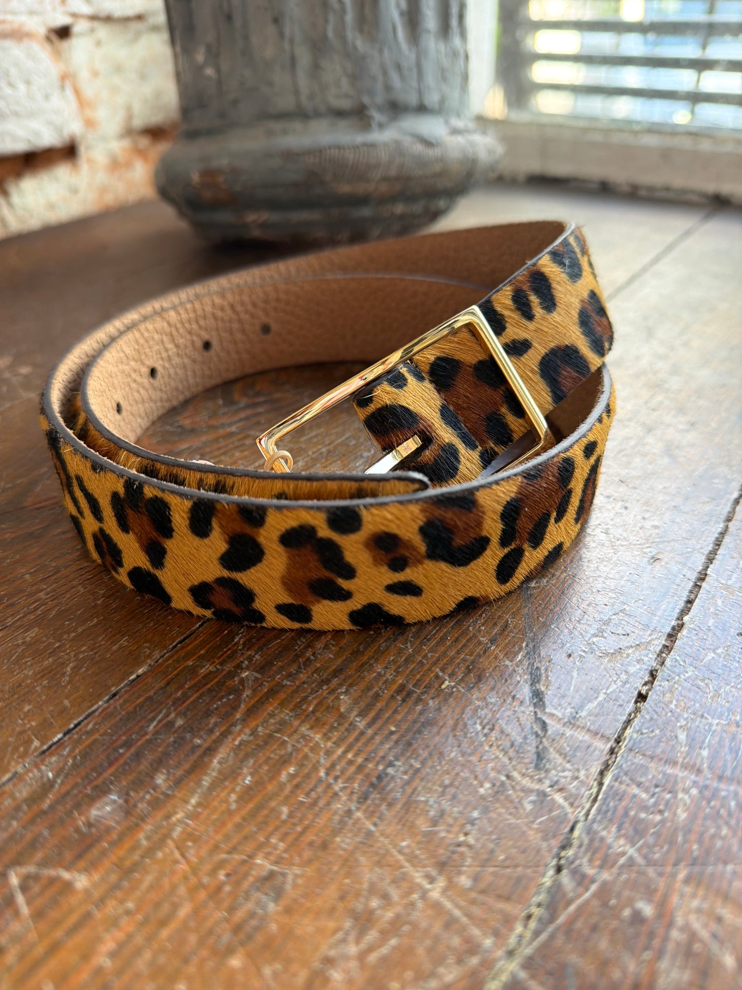 LEOPARD PEBBLE SUEDE REVERSIBLE 1 1/4
