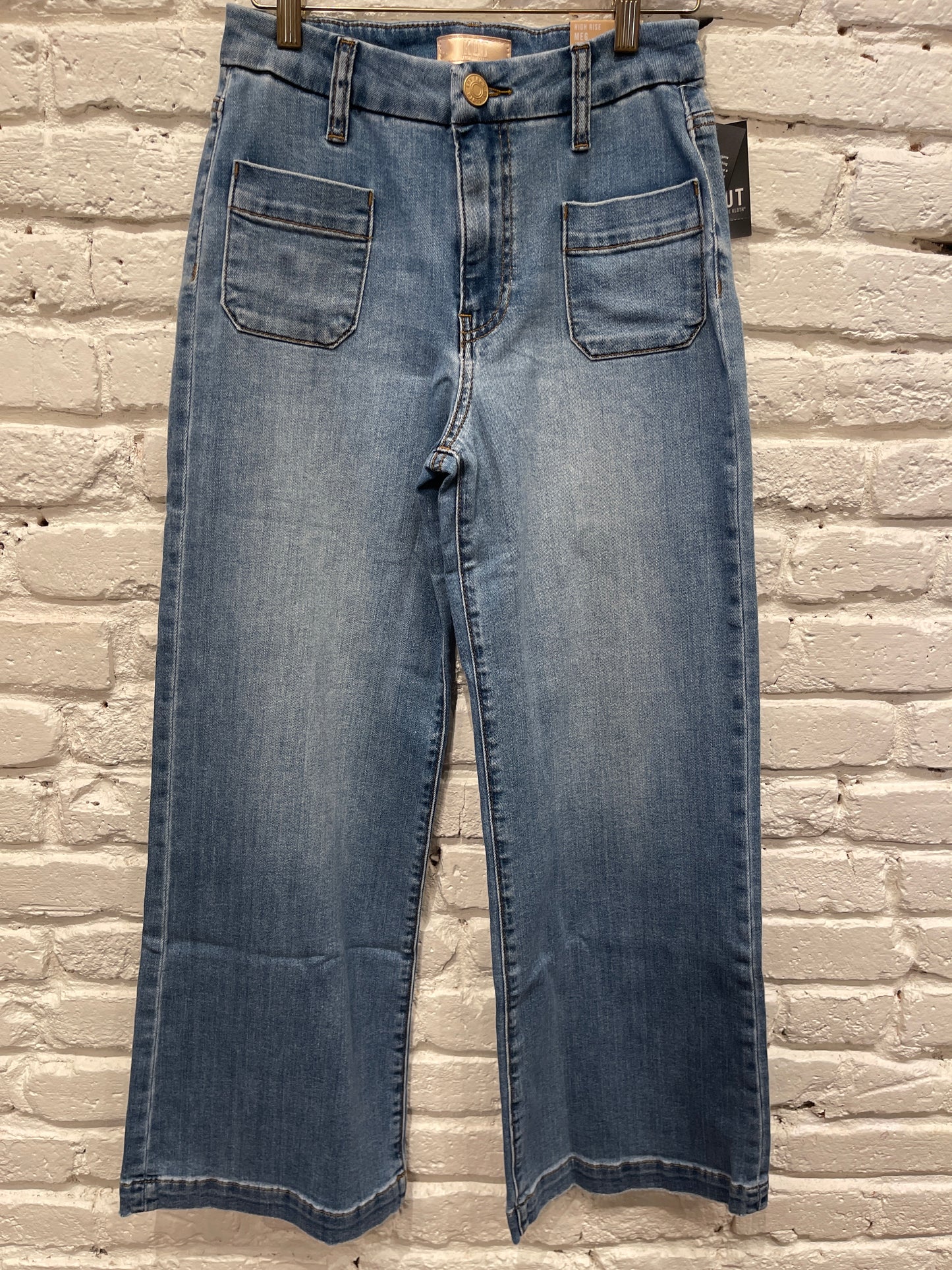 MEG PATCH POCKETS TOTALLY