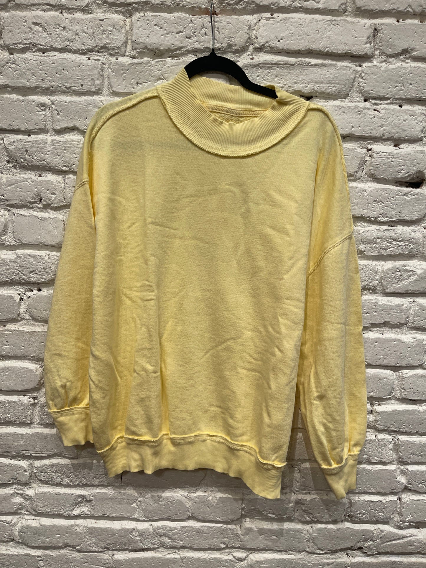 PALM SPRINGS TURTLE / BANANA CREAM