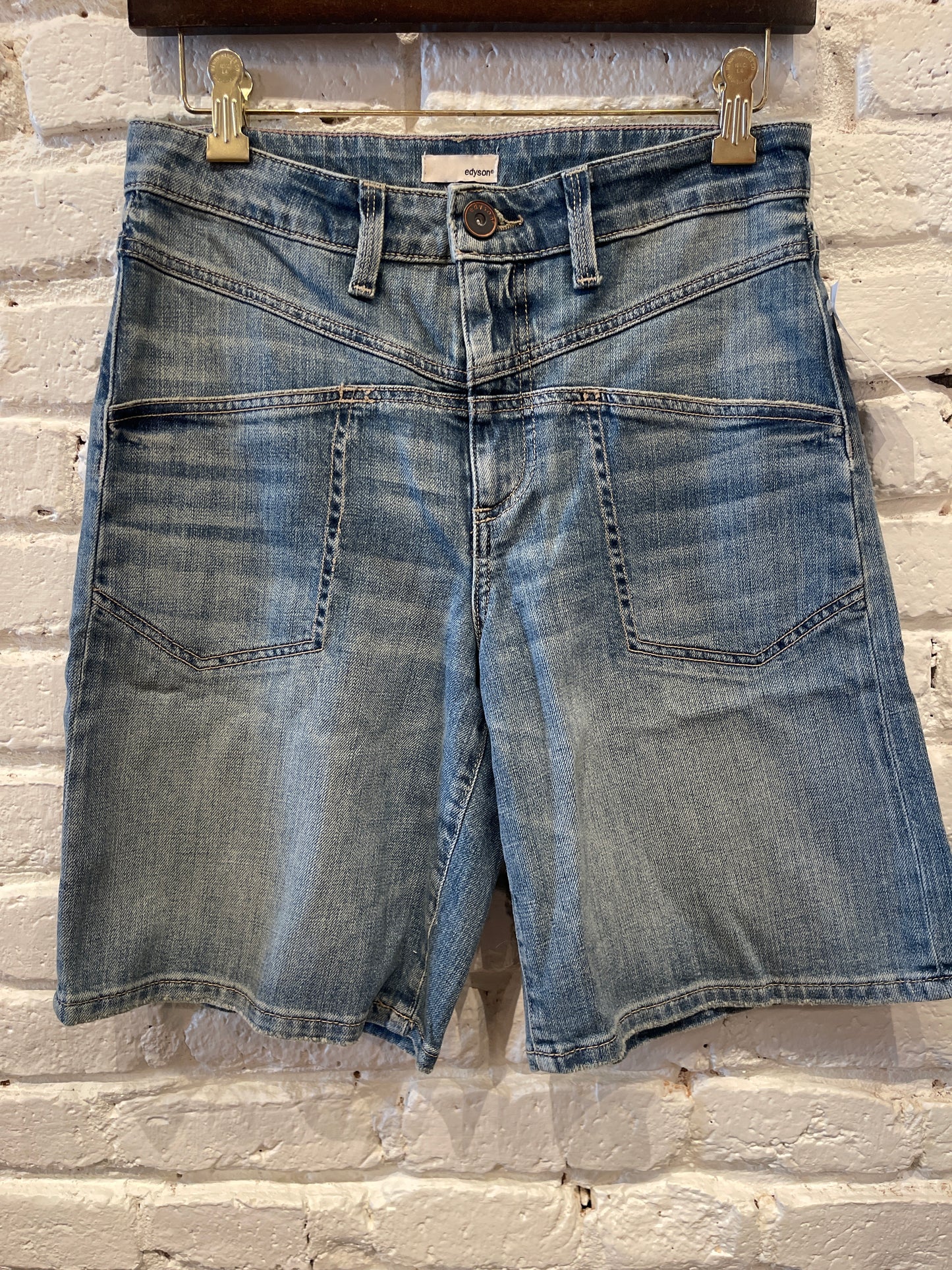 CARY A-LINE SHORT GRAFTON
