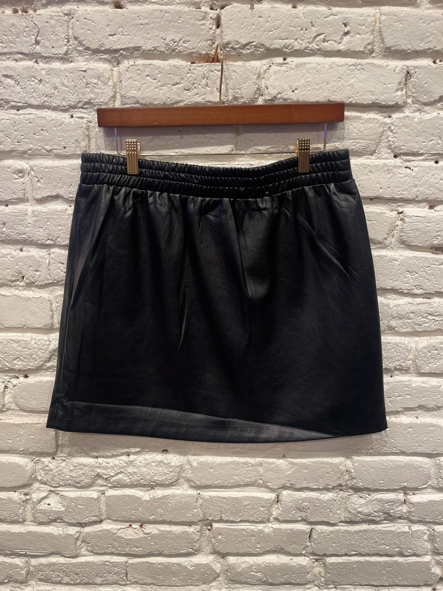 ELASTIC WAIST MINI SKIRT BLACK