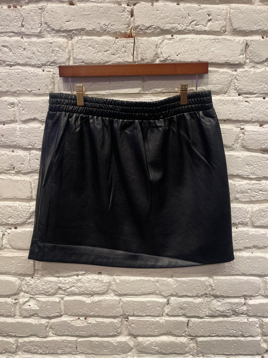 ELASTIC WAIST MINI SKIRT BLACK