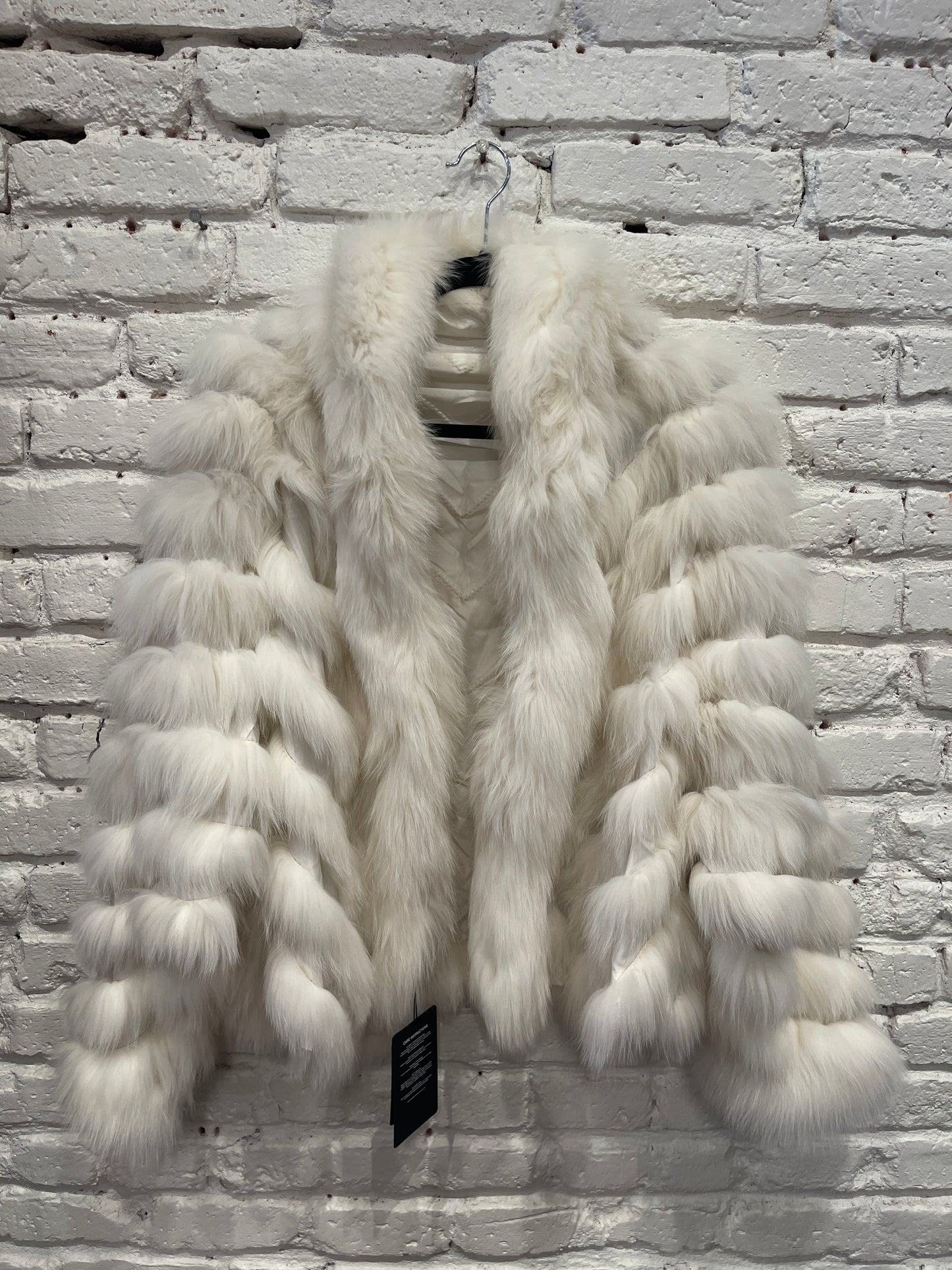 SILK REVERSIBLE FUR BOMBER DM2560