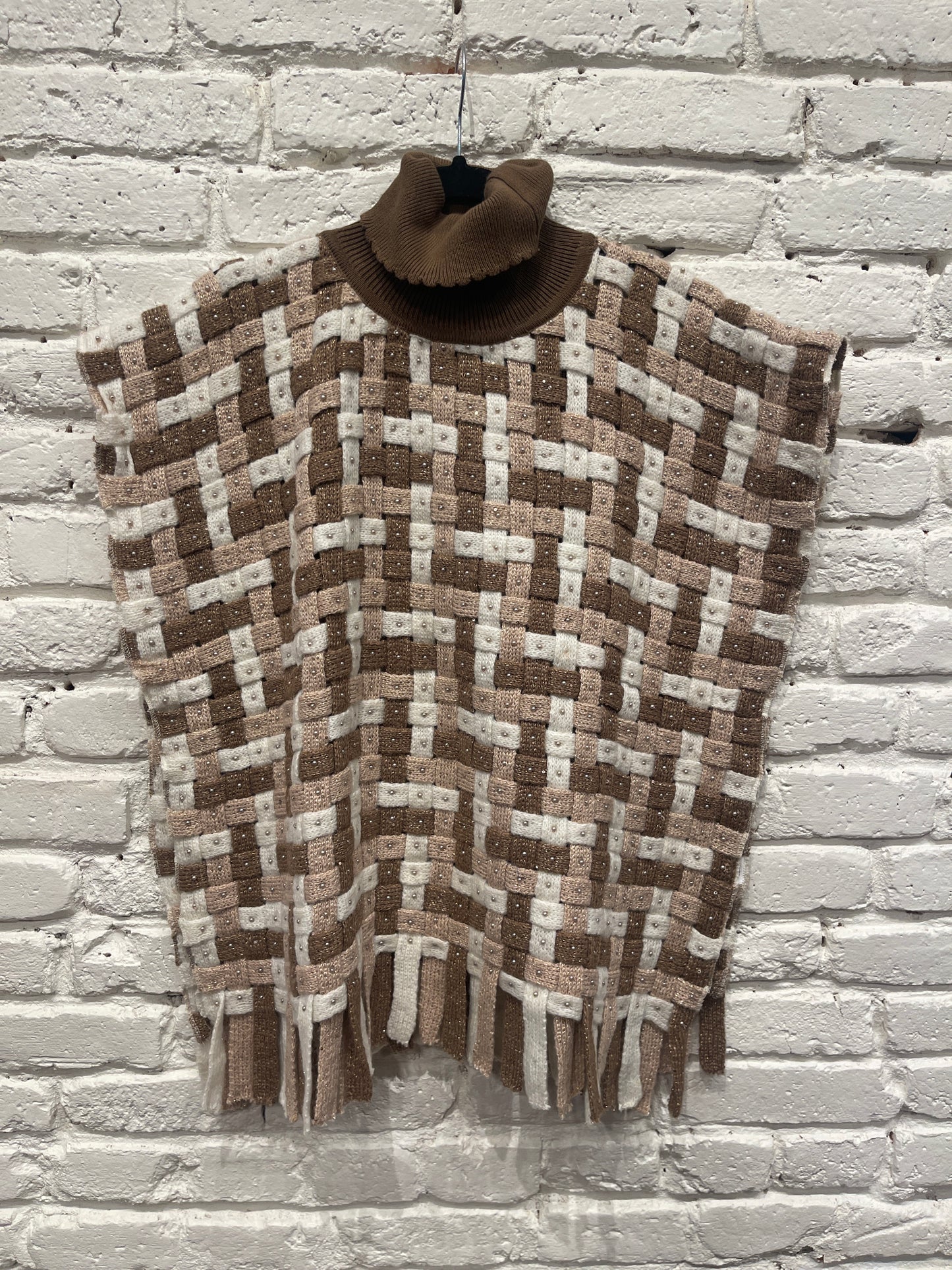 RELLA KNITTED VEST IVORY